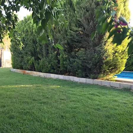 Βίλα Muestakil Bahce Ve Havuzlu *